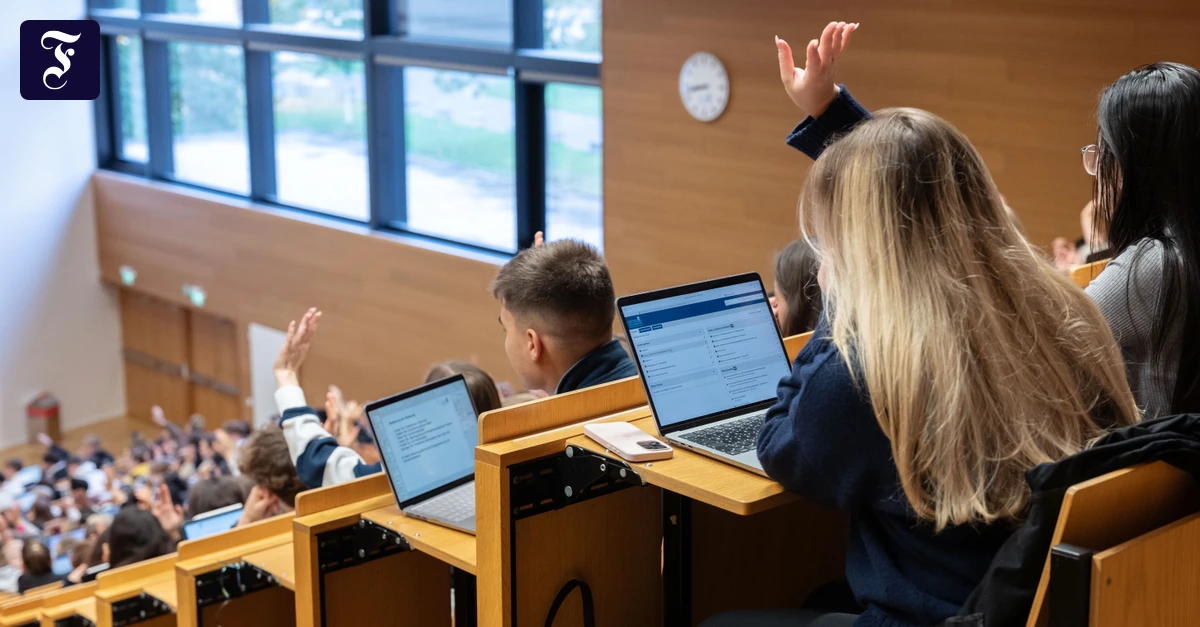 Die-Karrierefrage-Lohnt-sich-ein-Doktortitel-f-r-Juristen-