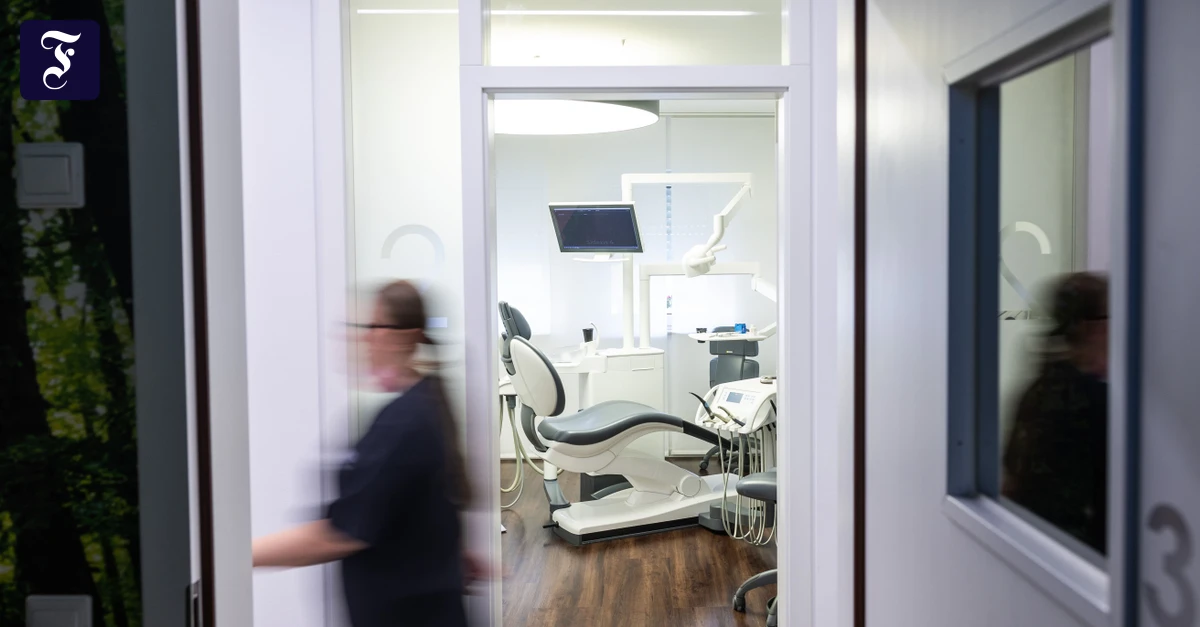 Reformdebatte-CDU-Wirtschaftsrat-will-Zahnarztbesuch-als-Kassenleistung-streichen