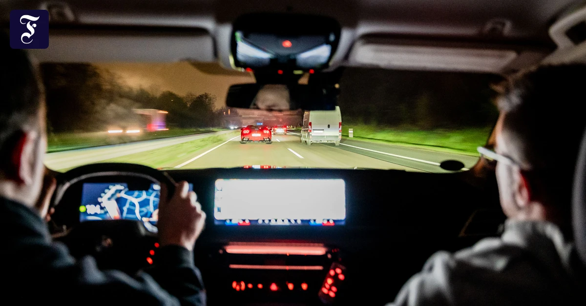 Illegale Straßenrennen: Sekunden entscheiden über Leben und Tod