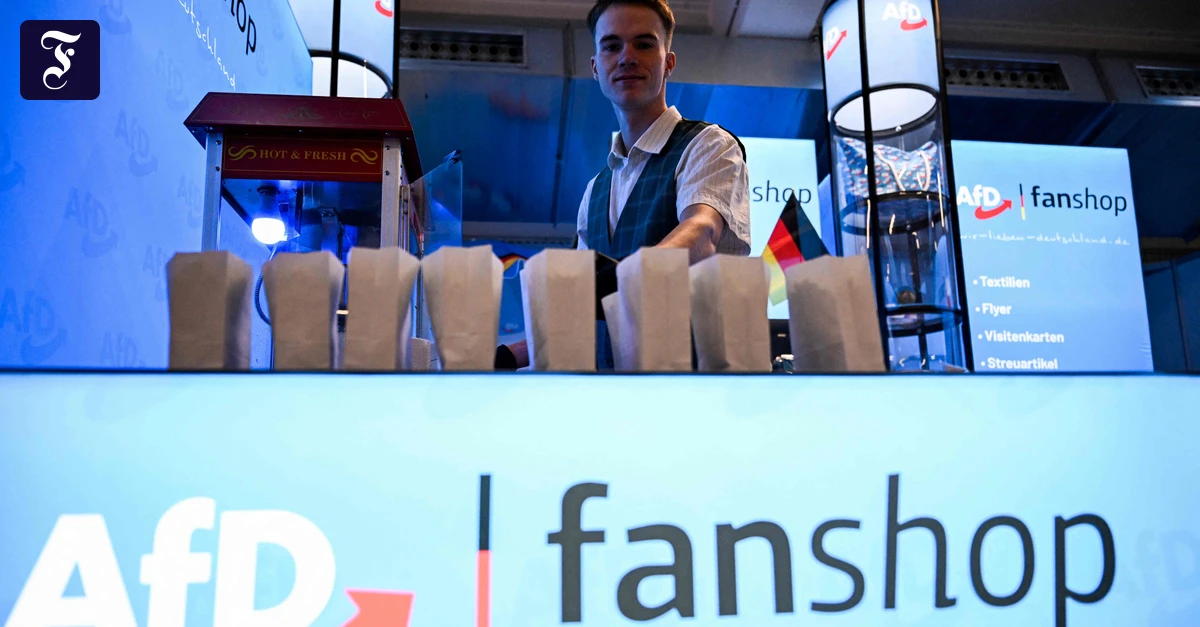 So-isst-Politik-AfD-Popcorn-Schmeckt-nicht-so-wie-es-sich-geh-rt