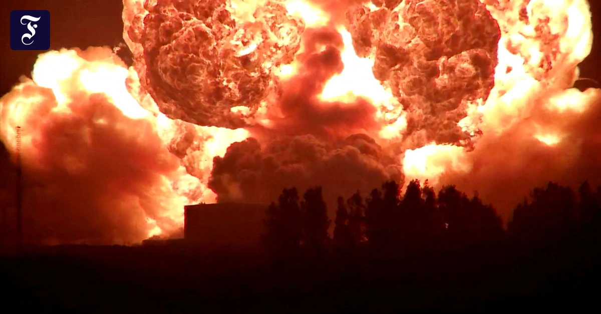SpaceX rival Blue Origin: Bezos' rocket explodes on launch pad