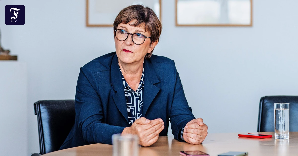 Saskia Esken im Interview: „Olaf Scholz ist unser Kanzler“ | FAZ