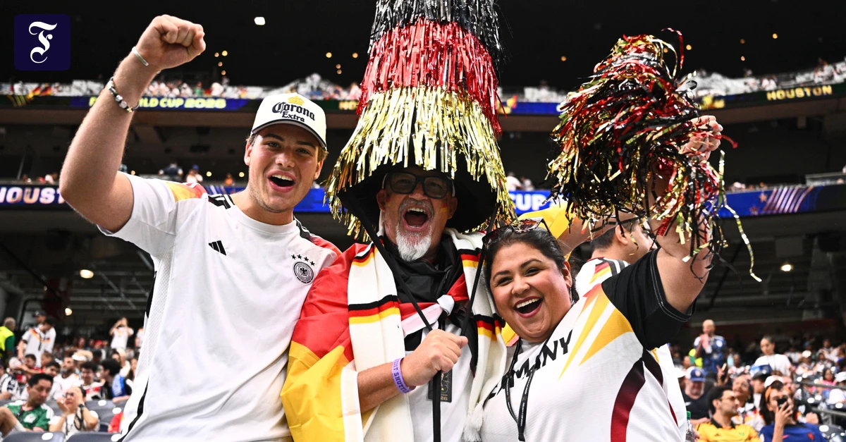 Deutscher WM-Song 2026: Das Zug-Unglück