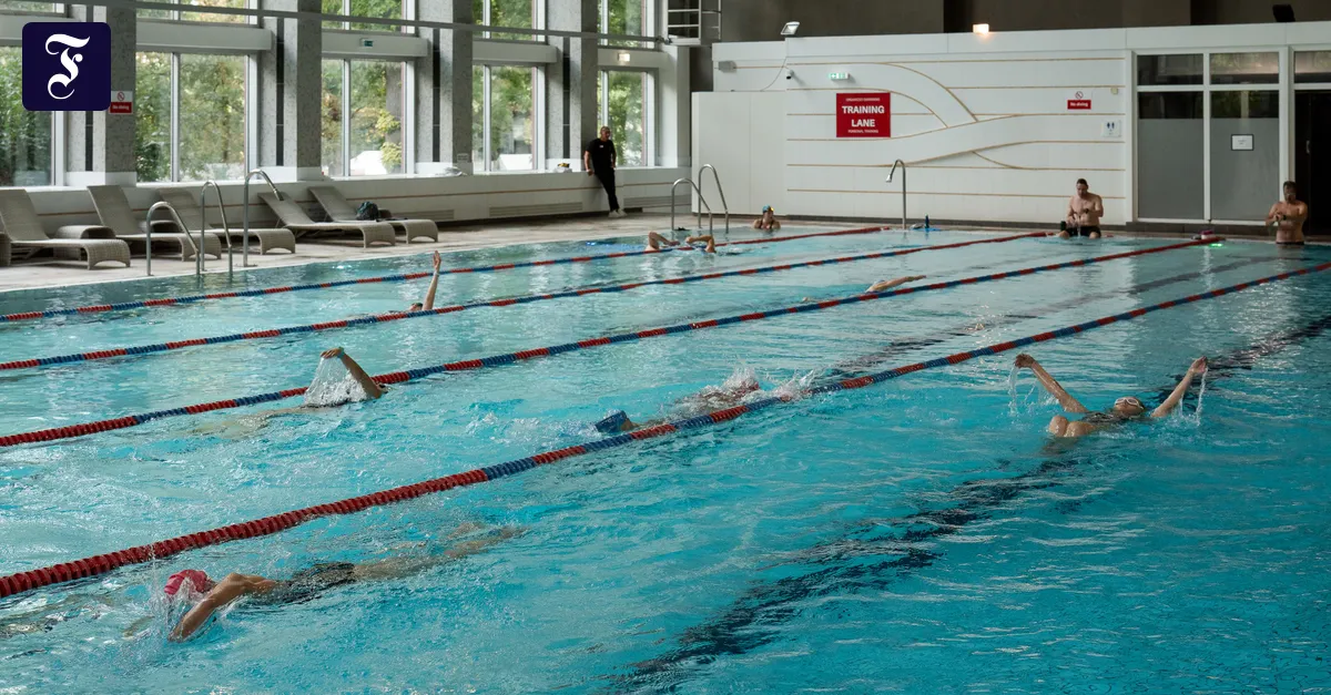 Stadtbad in Frankfurt droht Schließung wegen Iran-Sanktionen 