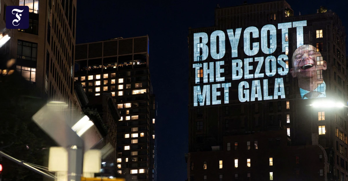 Jeff Bezos und die Met-Gala: Stil kann man nicht kaufen? Von wegen!