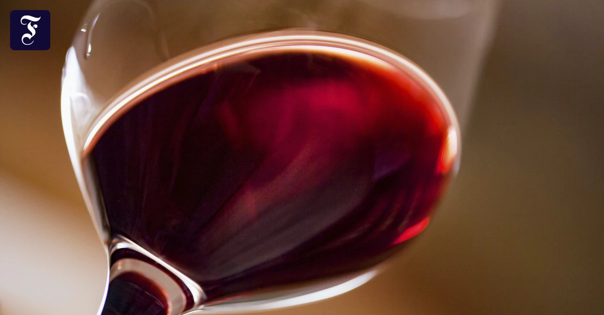 Internationale-Rotweine-F-nf-Schwergewichte-f-r-die-Festtage