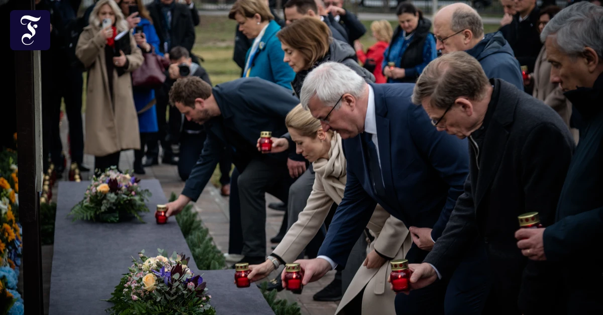 Ukraine: EU-Außenminister gedenken an Butscha-Massaker