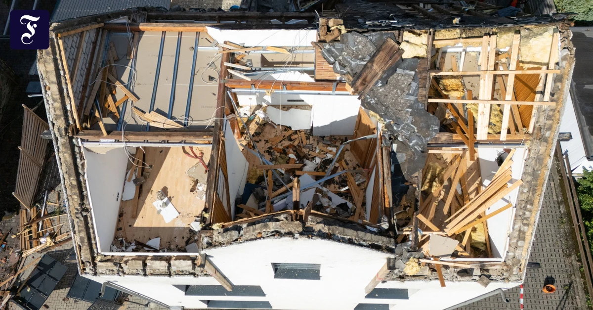 HEssen: Tornado verwüstet Häuser in Solms