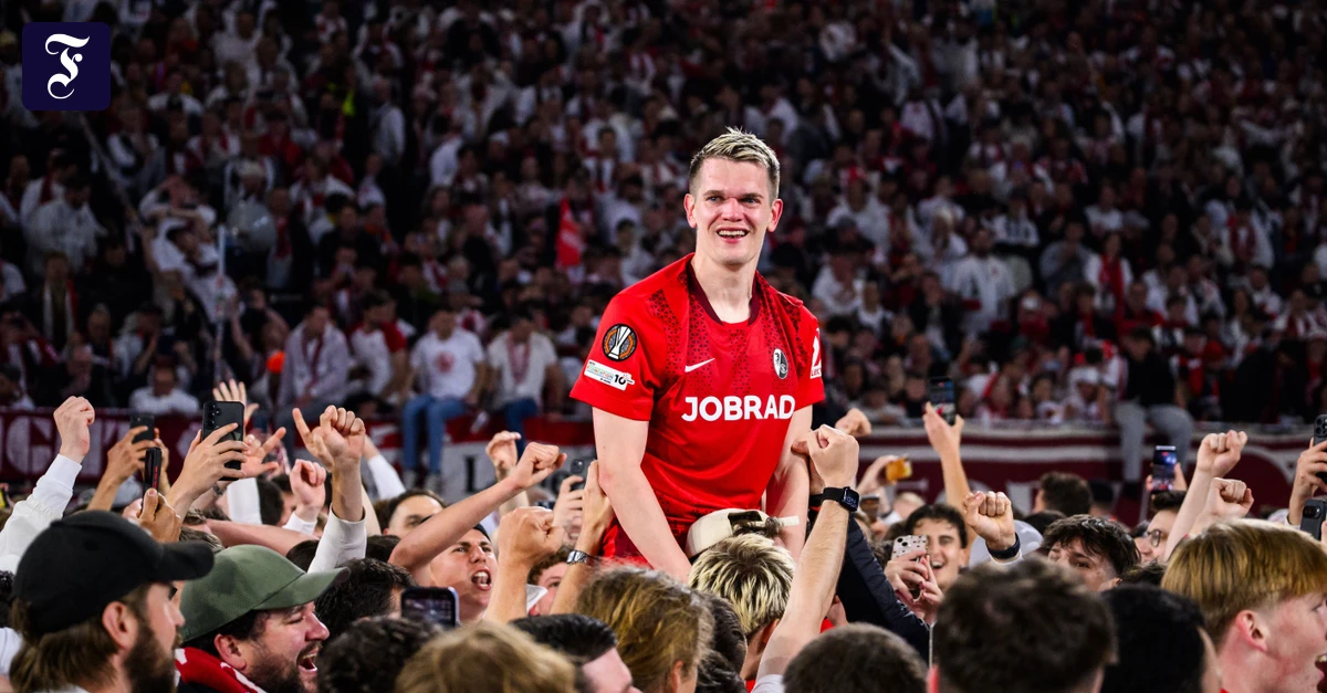 Matthias Ginter extends his contract with SC Freiburg