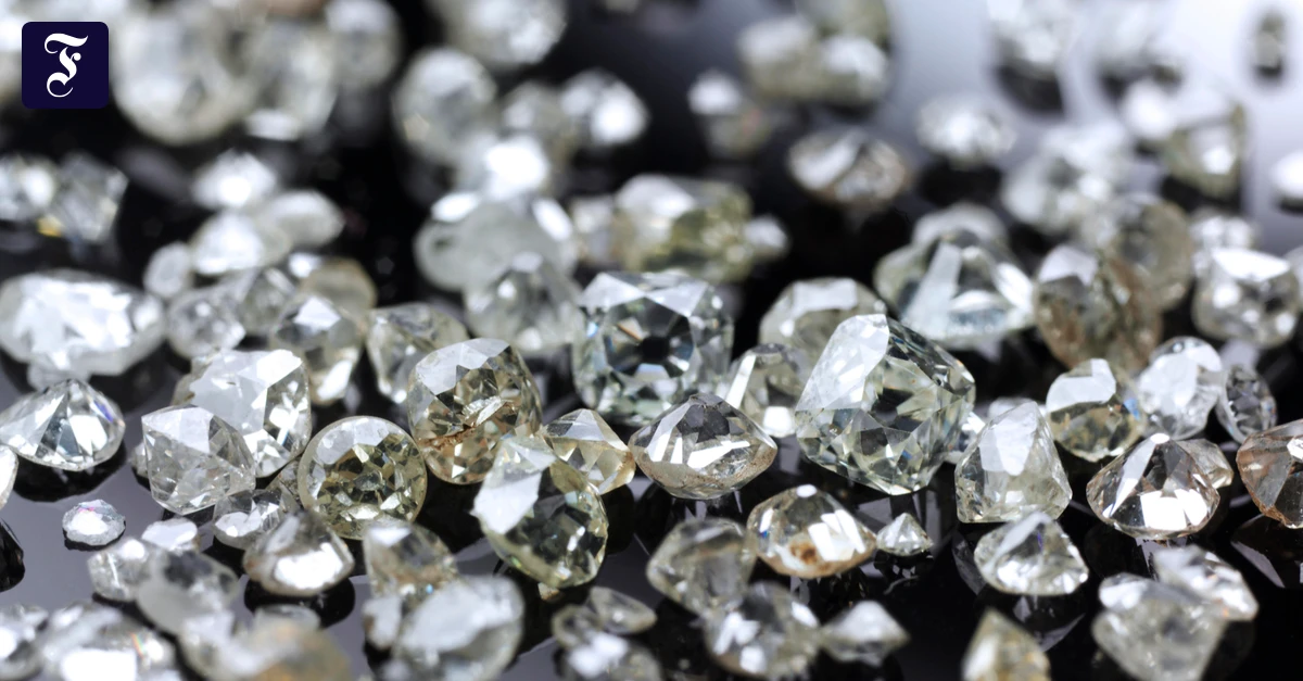 Edelsteine-Wie-erkennt-man-ob-ein-Diamant-k-nstlich-ist-