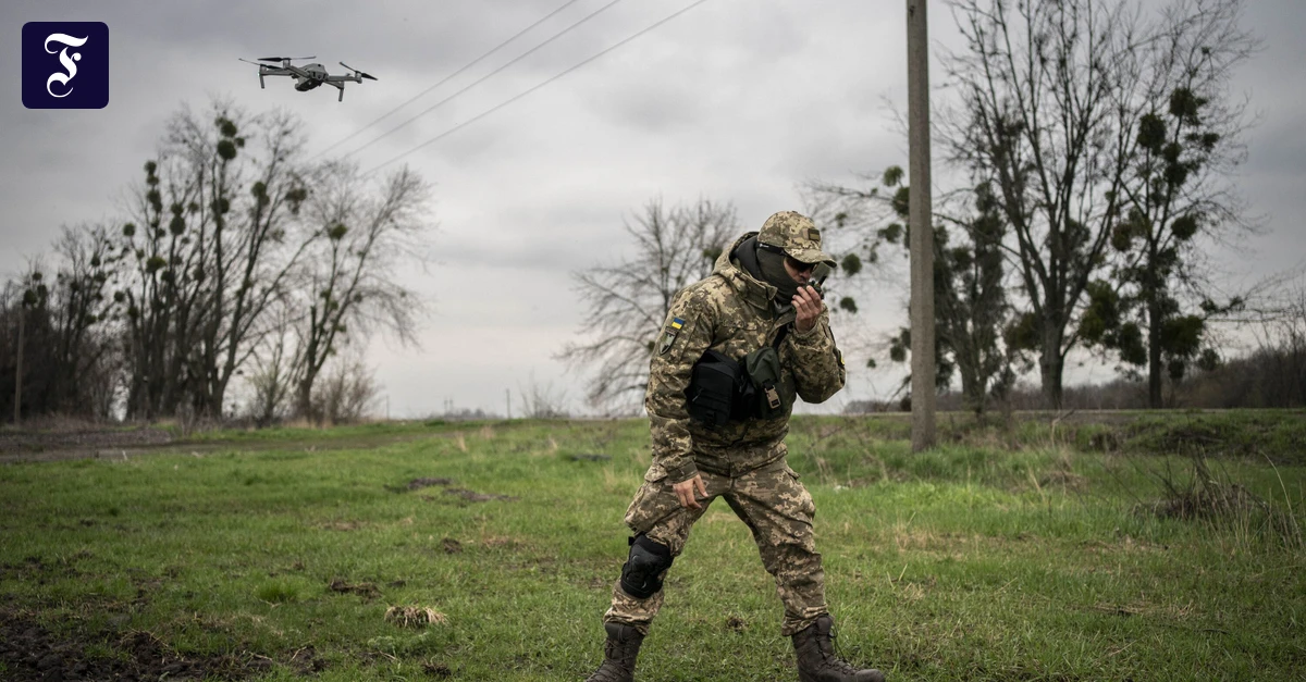 Londoner-R-stungs-Studie-Die-Drohnisierung-des-Krieges