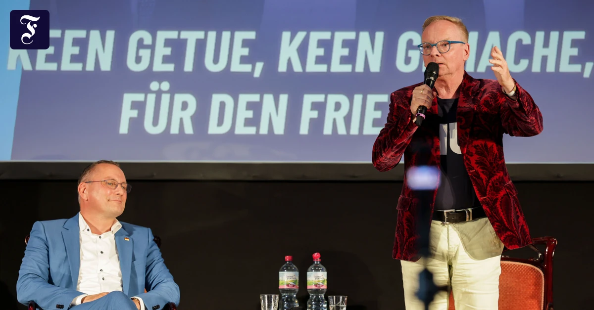 „Auferstanden aus Ruinen“: Wenn der AfD-Vorsitzende die DDR-Hymne singt