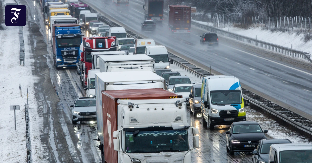 Gl-tte-in-Brandenburg-19-Verletzte-bei-mehreren-Unf-llen-auf-der-A10