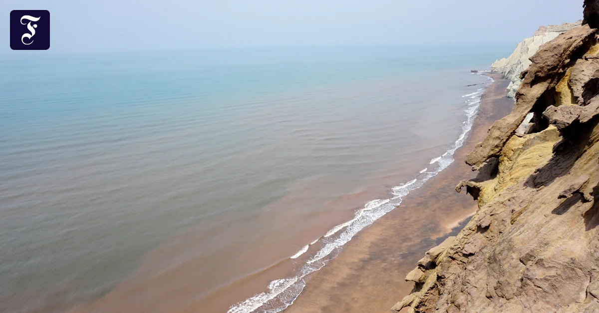 Banker war vor Ort: Im Schmugglerboot durch die Straße von Hormus
