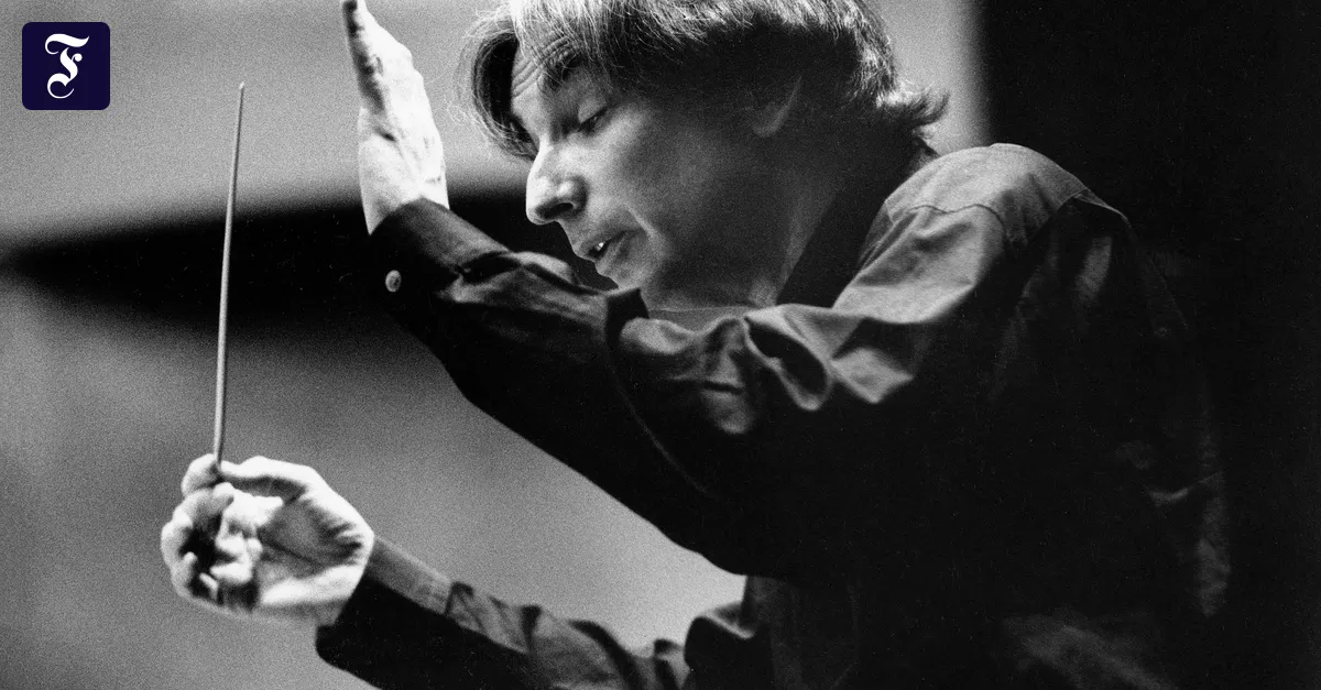 Conductor Michael Tilson Thomas has died