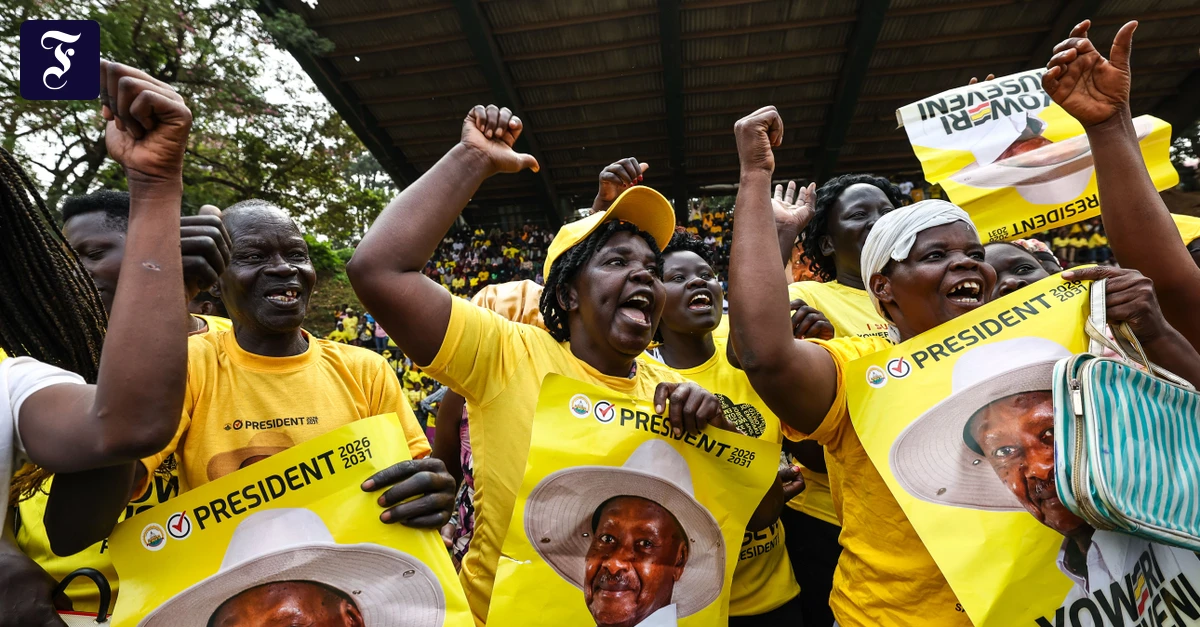 Wahlsieg-f-r-Pr-sident-Ugandas-alter-Mann-mit-Hut-siegt-in-umstrittener-Wahl