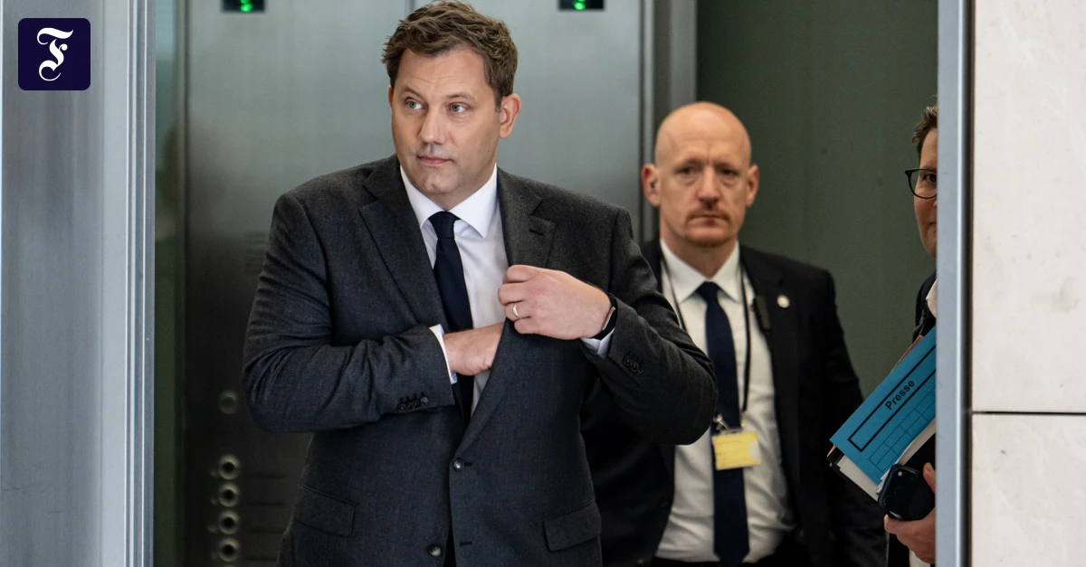 Kehrtwende von Lars Klingbeil im Kampf gegen den Steuerbetrug