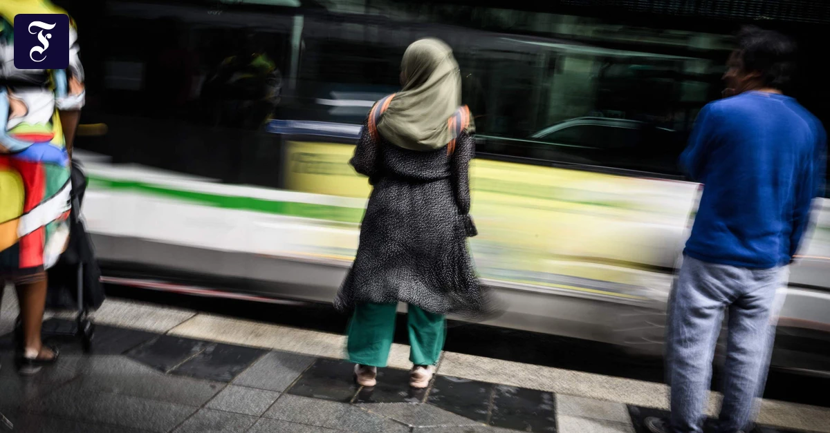 Schulunterricht-gefordert-Arabisch-f-r-alle