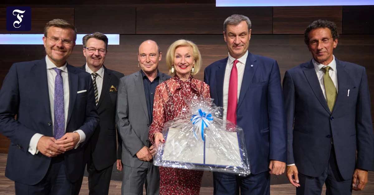 Julia Lehners Verabschiedung: Bröckelt die CSU-Unterstützung für Wolfram Weimer?
