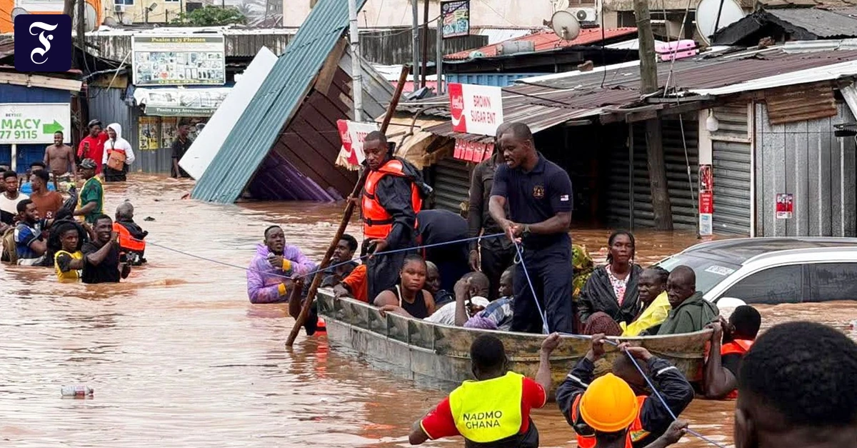 Mehr als 38.800 Menschen betroffen: Schwere Überschwemmungen in Ghana