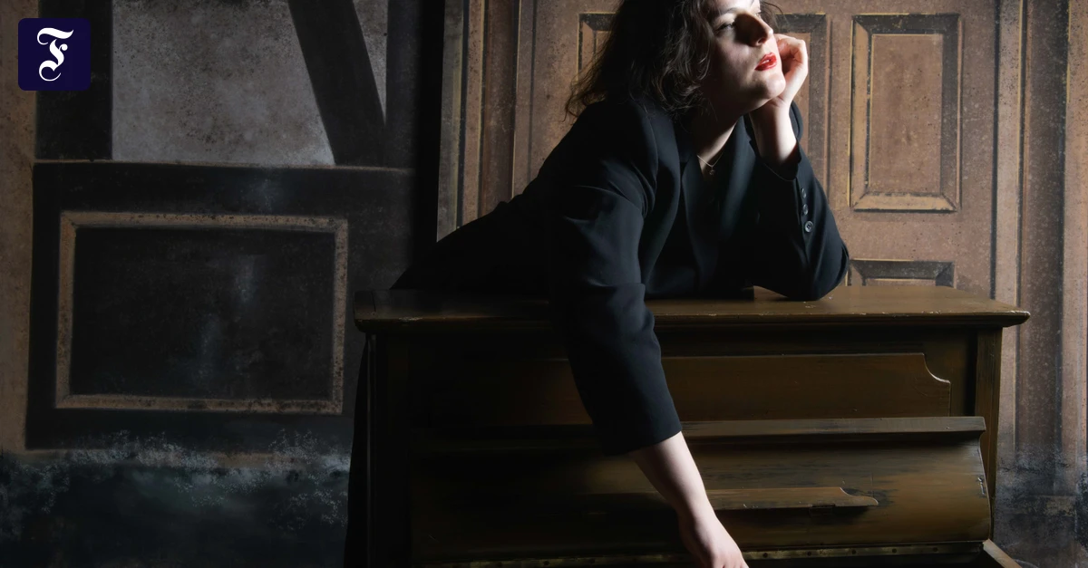 „Die Ameise“-Oper in Bonn: Eingesponnen in einen Kokon aus pädagogischem Eros