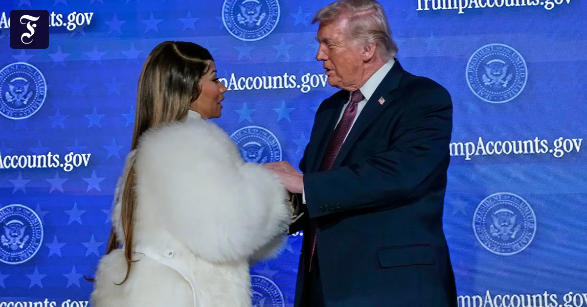 Nicki Minaj bewertet Unternehmen für Donald Trump