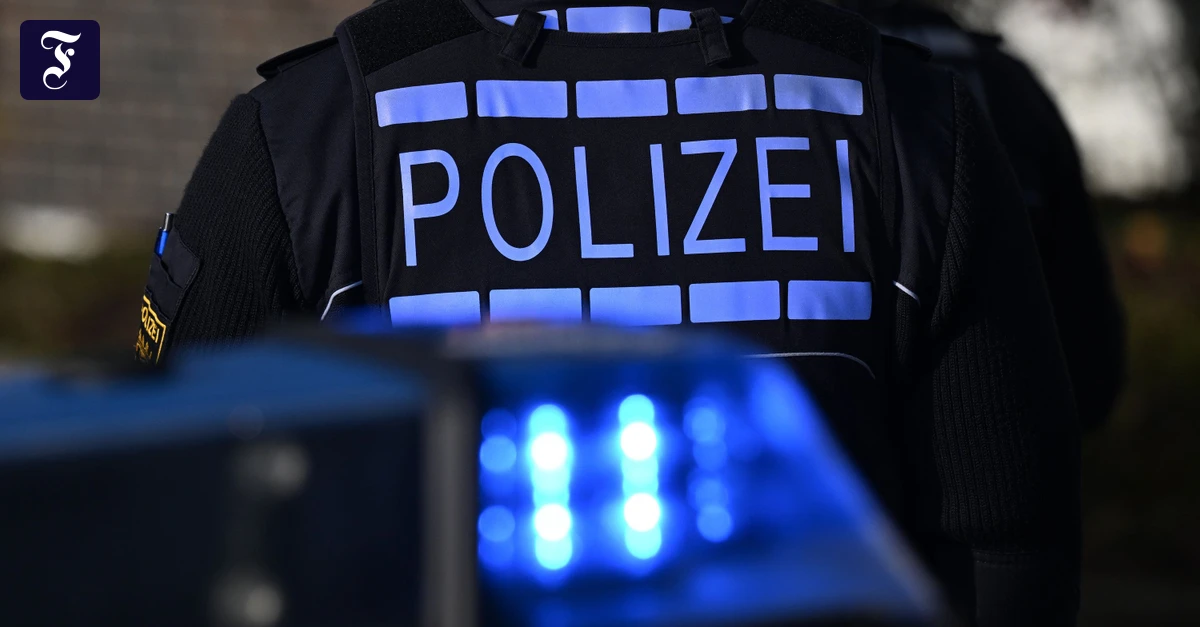 Rhein-Main-Liveblog-Autofahrer-rammt-Streifenwagen-und-berf-hrt-beinahe-einen-Polizisten