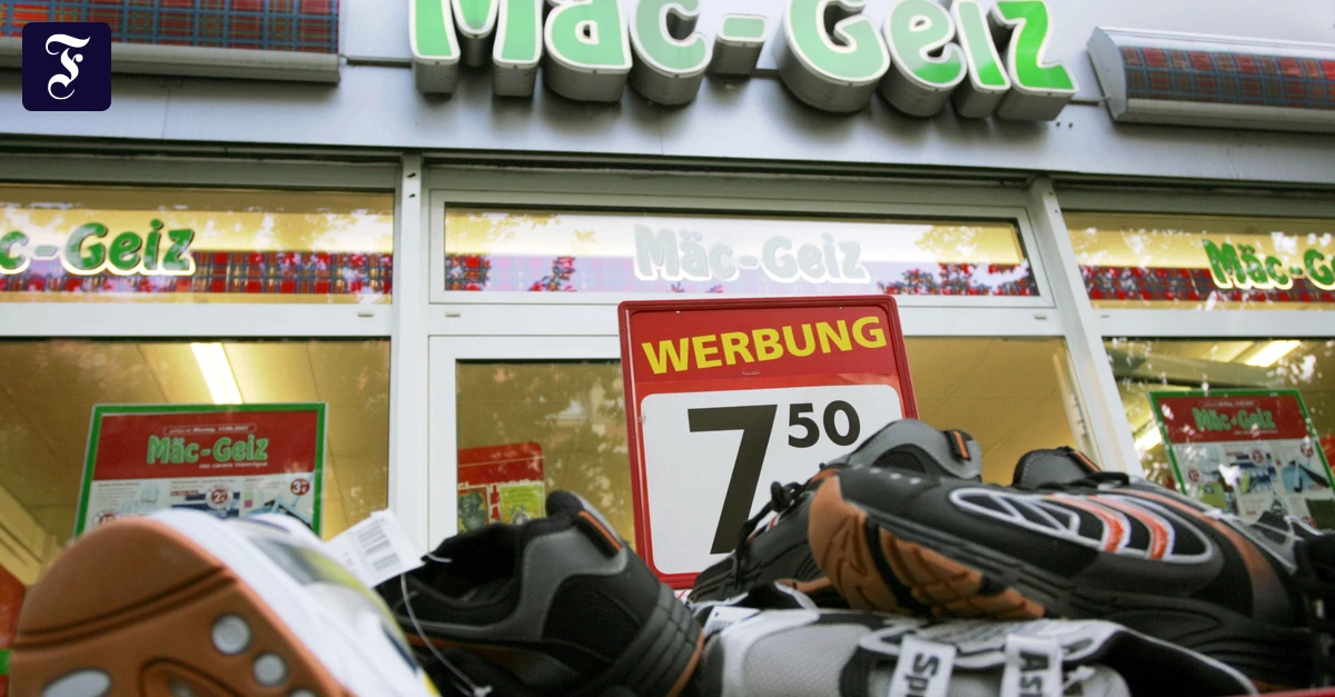 Discount chain Mäc-Geiz slides into insolvency
