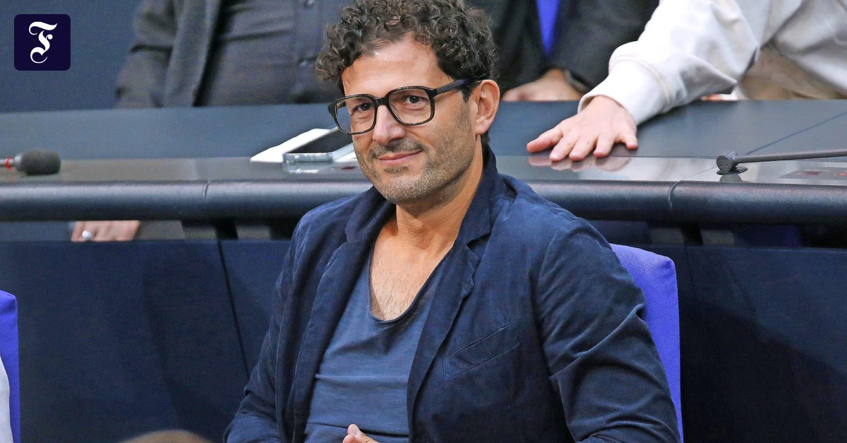 Wer folgt auf van Aken?: Die Linken-Spitze greift der Basis vor