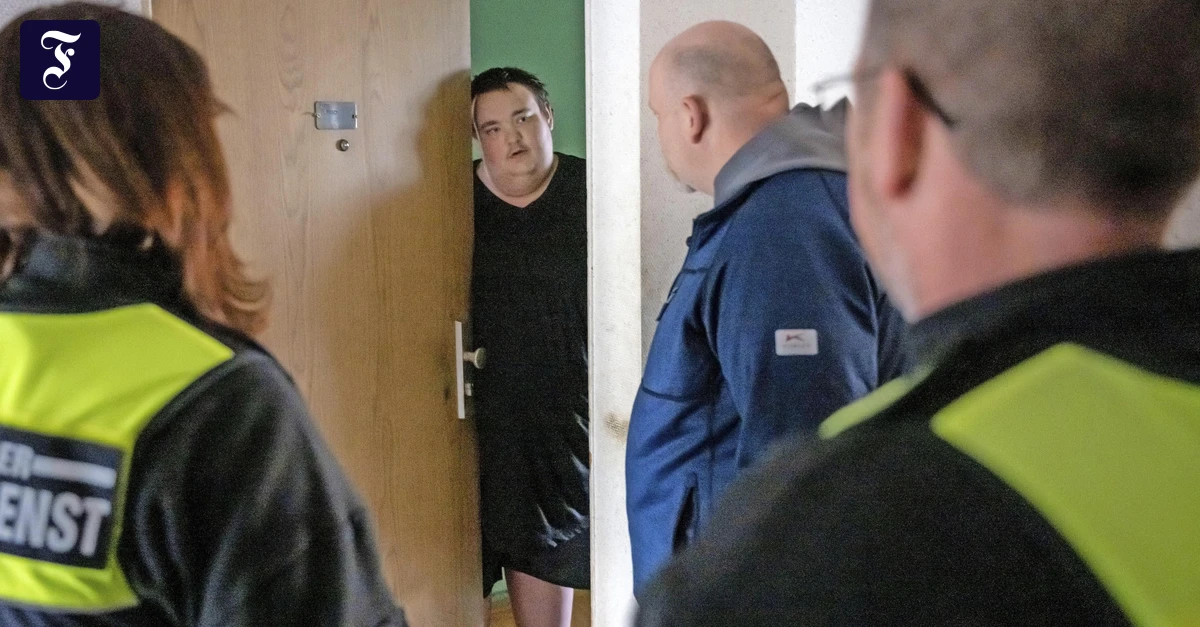 Arbeitspflicht-Projekt: Wenn morgens die Vollzugsbeamten klingeln