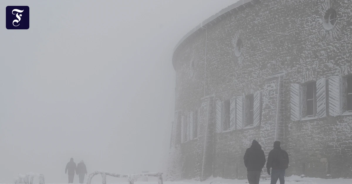 Tief-ber-Europa-Schnee-Gl-tte-und-auch-noch-Sturm-So-wird-das-Wetter-in-den-n-chsten-Tagen