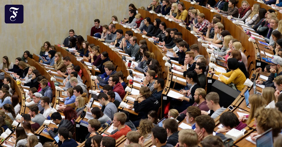 Einspruch-Exklusiv-Universit-ten-sollten-bei-der-Verteidigung-mitgestalten-statt-zu-bremsen