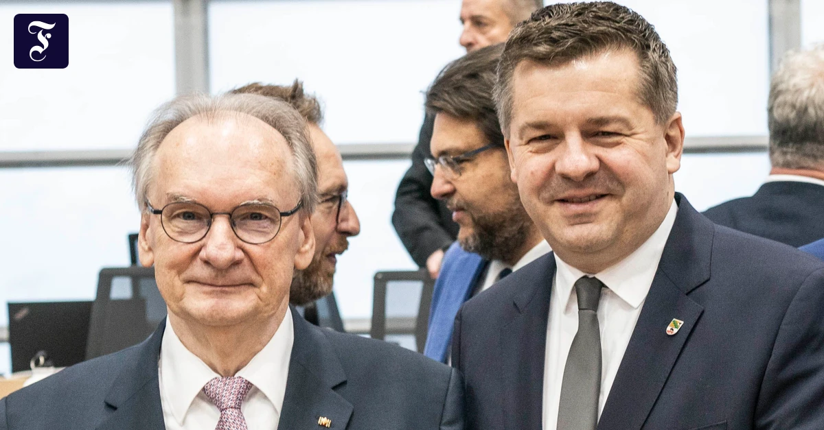 Sachsen-Anhalt-Schulze-auf-dem-sinkenden-Schiff