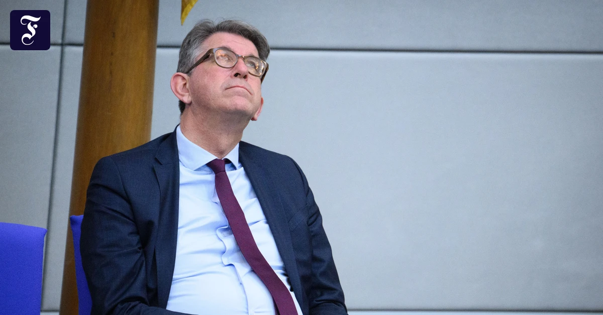 Absage der Verleihung: Wolfram Weimers Buch­handlungsunfähigkeit