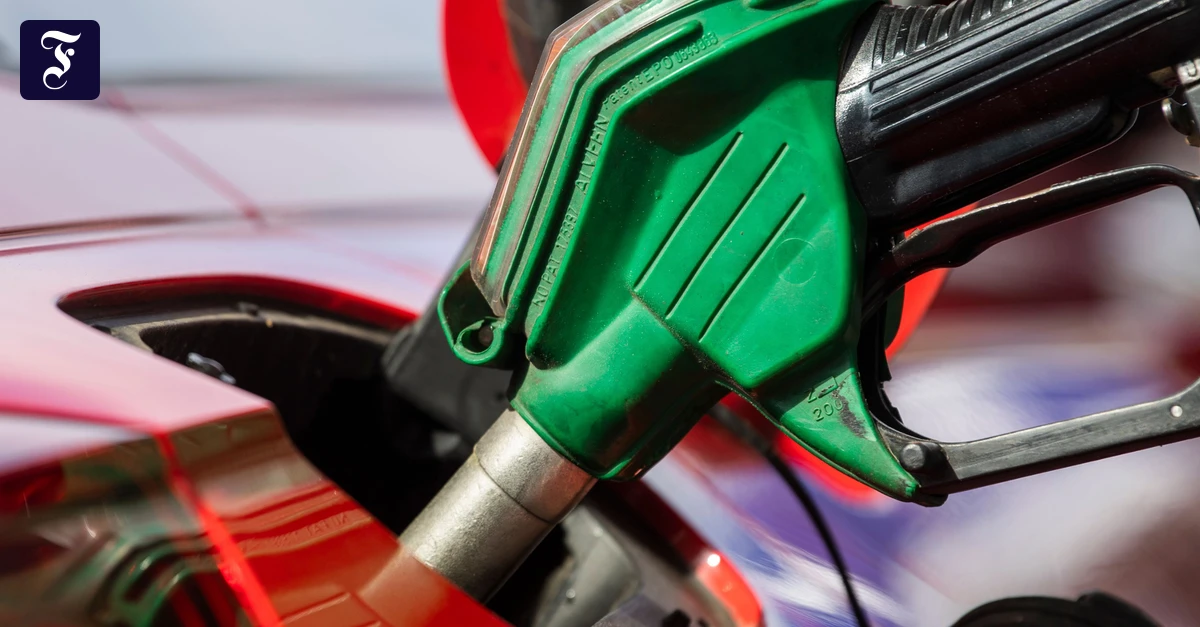 Iran War: Gasoline and Diesel as Expensive as They Haven't Been in ...