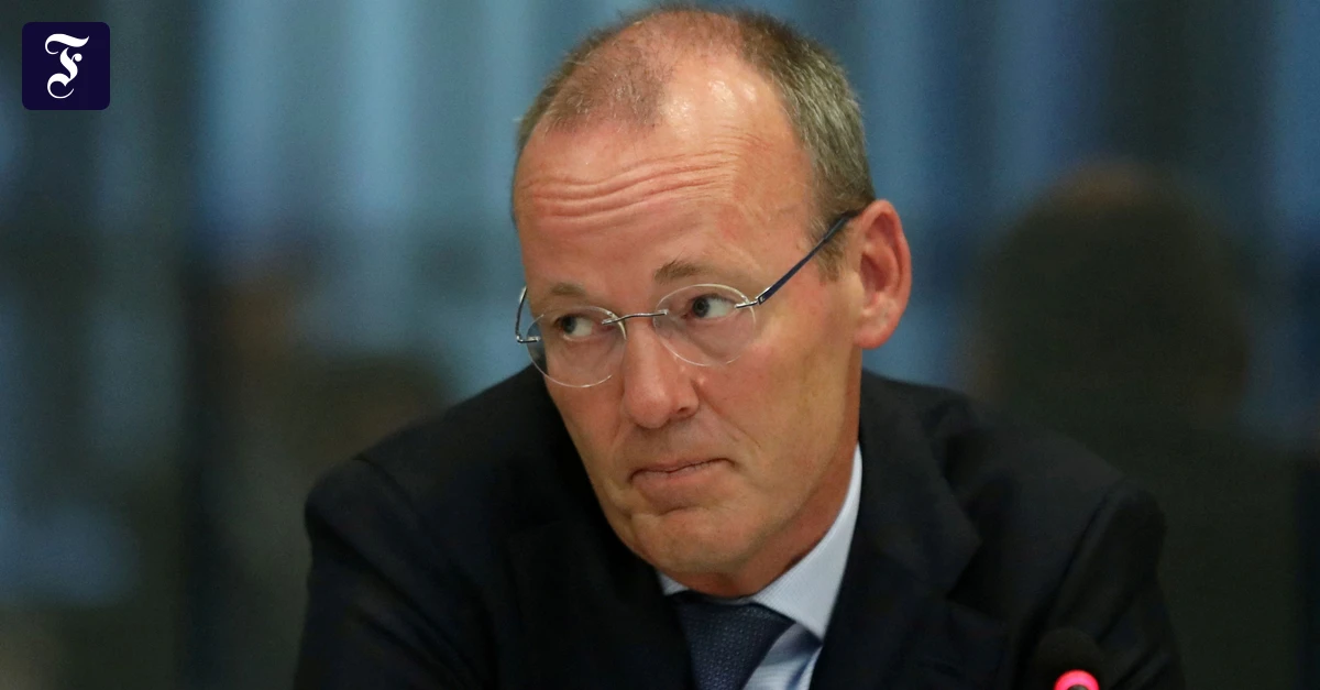 Finanzaufsicht-Kreditfonds-m-ssen-aus-dem-Schatten