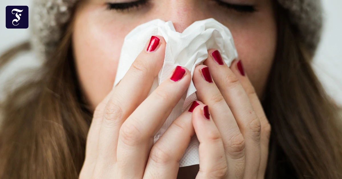 Krankmeldung: Kann ich wegen eines Attests aus dem Internet gekündigt ...