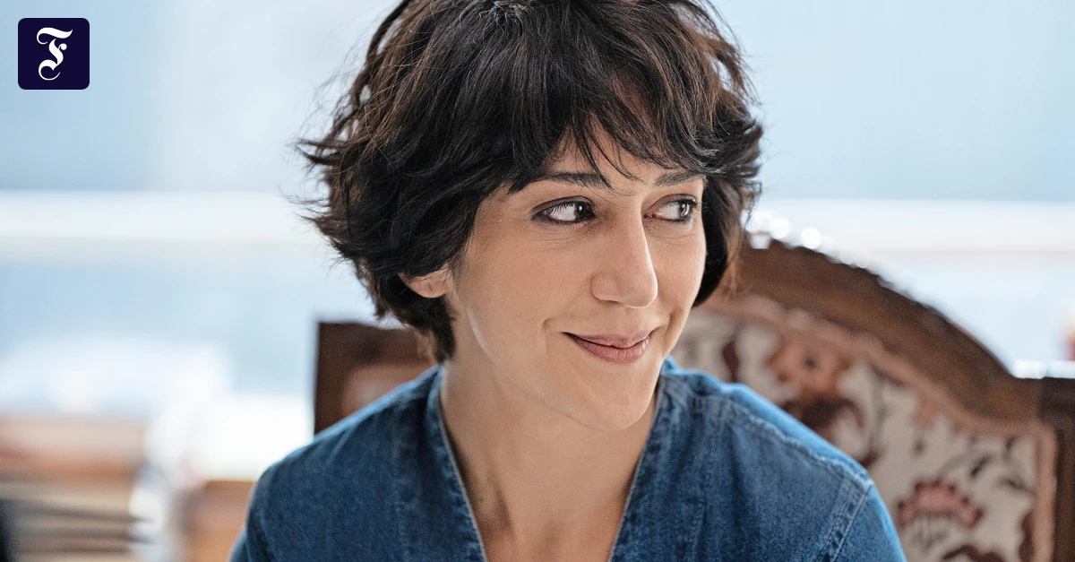 -Lolita-lesen-in-Teheran-Hinter-den-Schleiern-der-Stadt