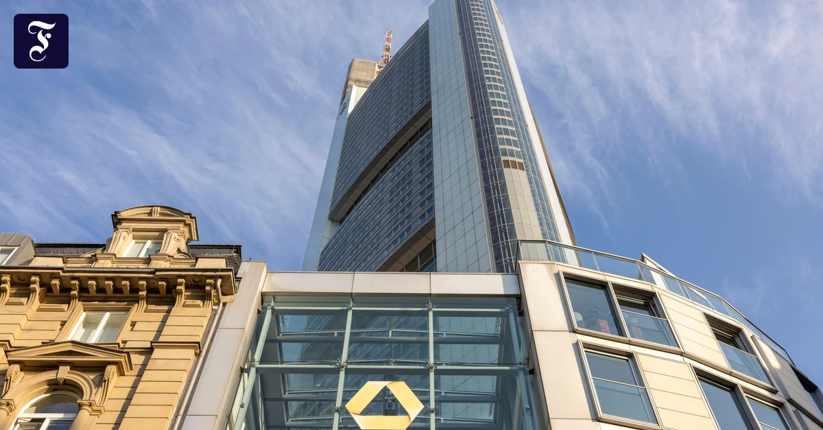 Commerzbank: Unicredit shareholders clear the way for takeover bid