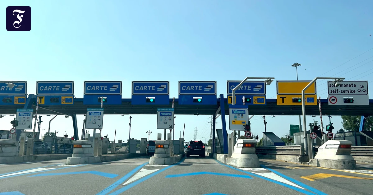 maut-in-italien-italien-entsch-digt-autofahrer-bei-stau-auf-der-autobahn