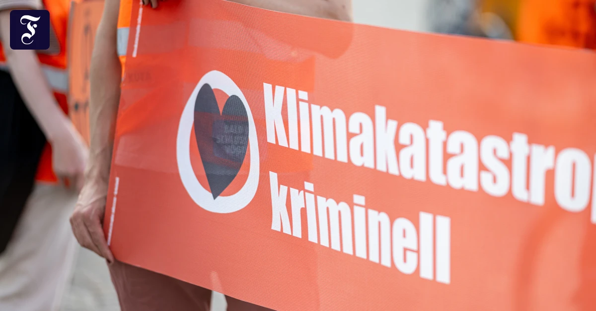 Kriminelle-Vereinigung-Anklage-gegen-Mitglieder-der-Letzten-Generation-zugelassen