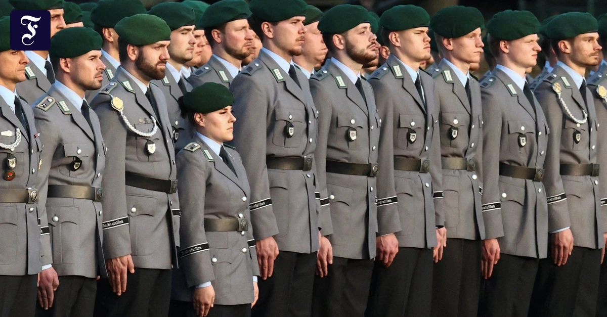 Bundeswehr: Männer bis 45 müssen längeren Auslandsaufenthalt melden