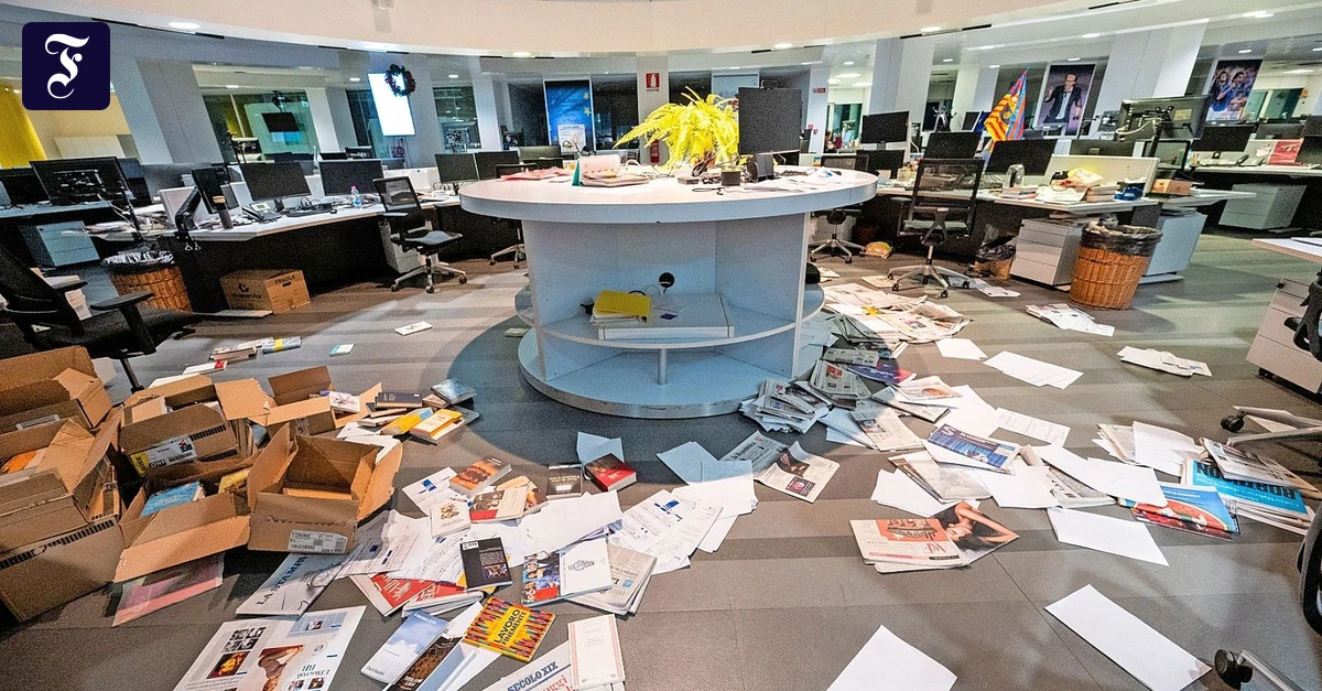 Redaktionsr-ume-gest-rmt-Scharfe-Kritik-an-Angriff-auf-La-Stampa-