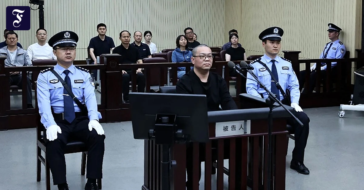 GEfahr-f-r-Taiwan-Gro-e-S-uberung-in-Chinas-Milit-r-und-R-stungsindustrie