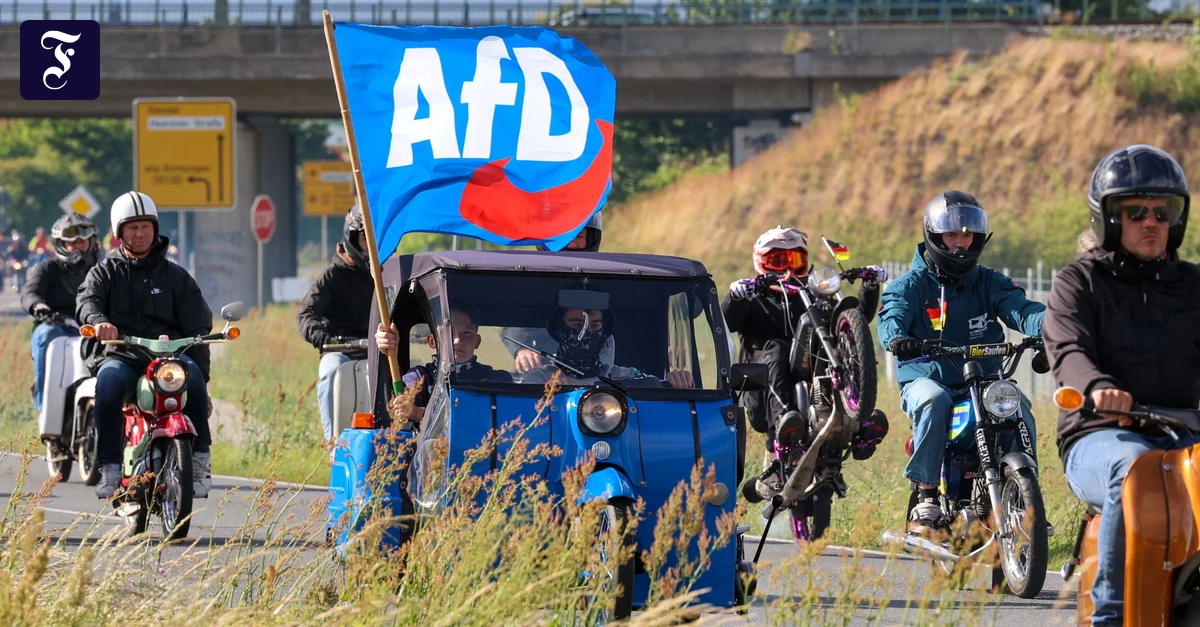 Rechtsextreme-Ost-Jugend-Wenn-einer-aus-der-Freundesgruppe-Hitlergru-macht-hei-t-das-abhitlern-