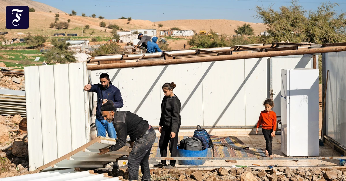 Siedlergewalt-im-Jordantal-Sie-packen-ihre-Siebensachen-doch-wissen-nicht-wohin