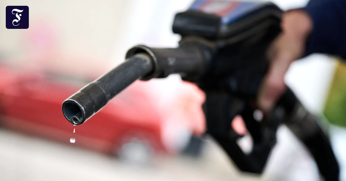 Economists: Fuel discount not fully reaches consumers