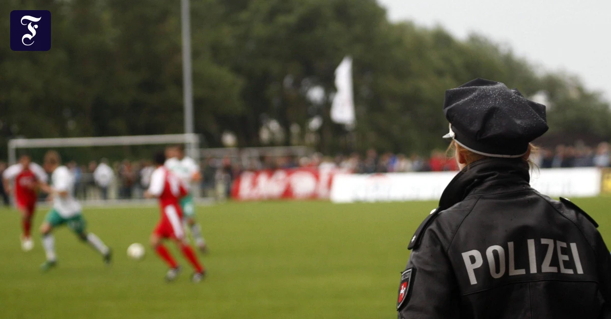 Sorgen-im-Amateurfu-ball-Besonders-problematisch-ist-Gewalt-gegen-Schiedsrichter-