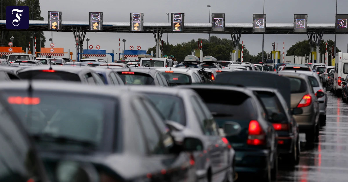 Frankreich: Schranke hochgehoben: Briten zahlen monatelang keine Maut