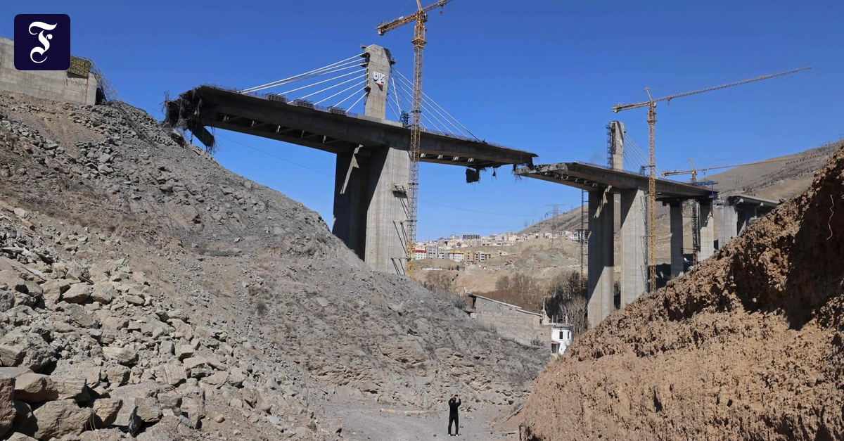 Liveblog Irankrieg: Iran meldet Angriffe auf Verkehrsinfrastruktur